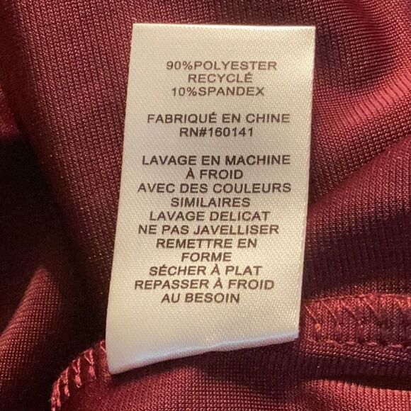 89 TH + MADISON NWT WOMENS SOFT VELVET SHORT SLEEVES BURGUNDY BLOUSE TOP  SMALL - Picture 10 of 10